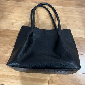 Black Tote 15”